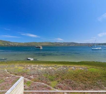 On The Water - Thesen Apartment Книсна Екстериор снимка