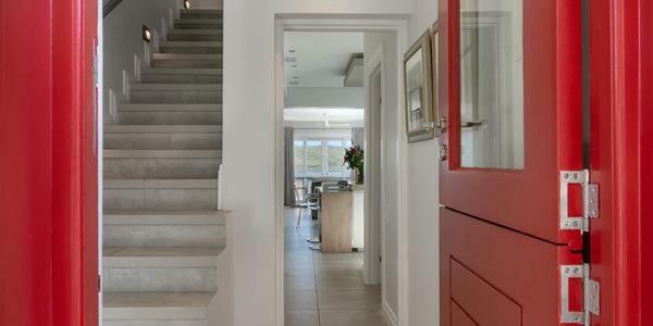 On The Water - Thesen Apartment Книсна Екстериор снимка