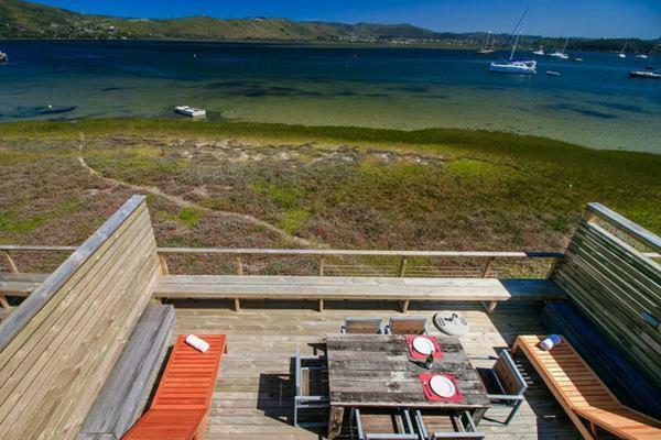 On The Water - Thesen Apartment Книсна Екстериор снимка